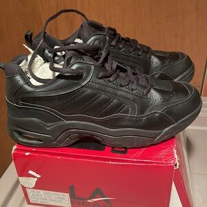 LA Gear Men’s Size 10 Wide Width Sneakers
